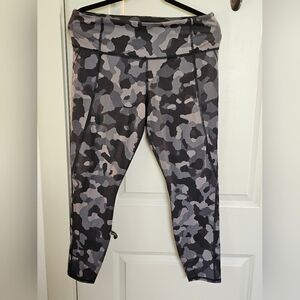 Athleta Black Camouflage Print Leggings